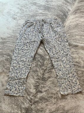 XiRENA White and Blue Floral cotton Pants